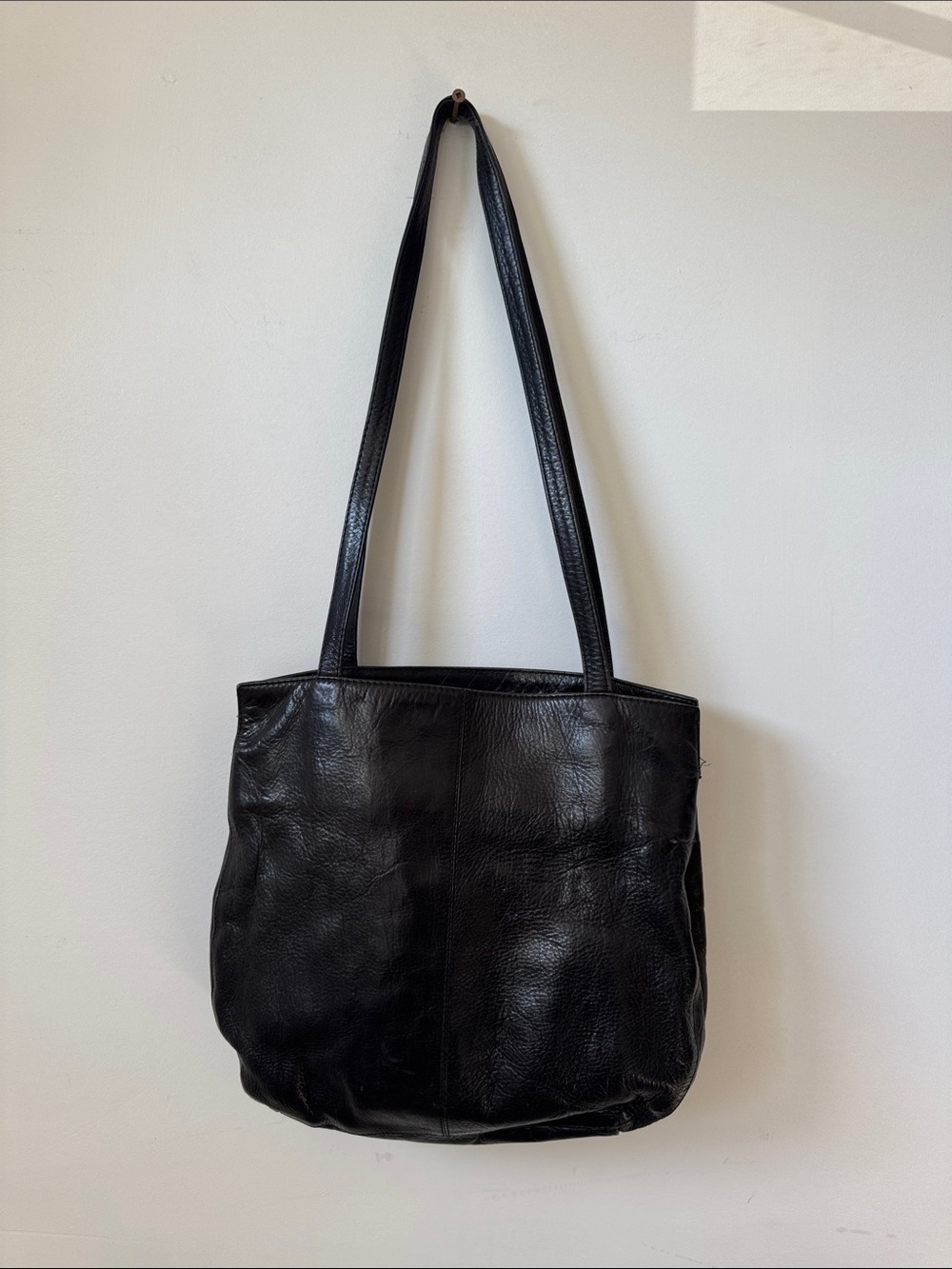 Classic Vintage Black Leather Shoulder Tote
